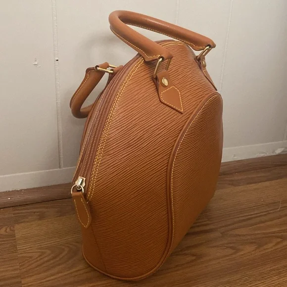 Tan Leather Handbag - Picture 2 of 7